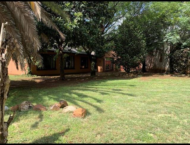 4 BEDROOM HOUSE FOR SALE IN RAVENSKLIP